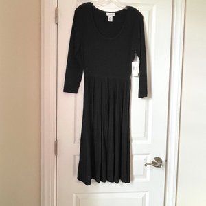 New Women's Carmen Marc Valvo Sweater Dress Black Size M